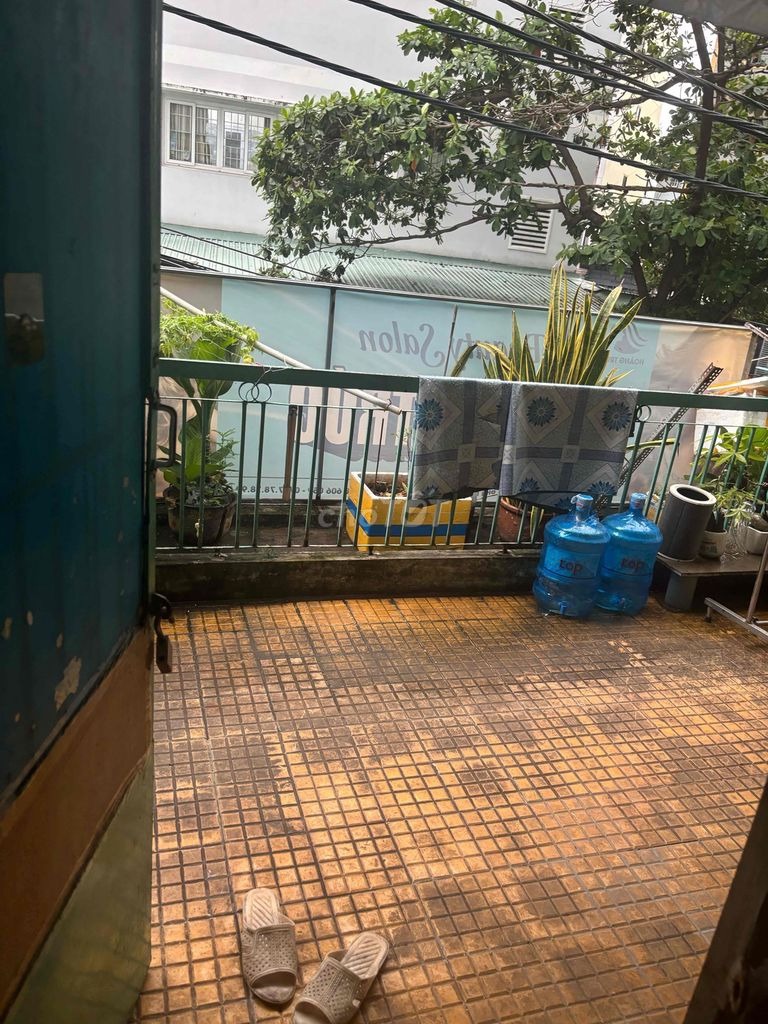 Cho Thuê Phòng Nữ Phú Nhuận - Ban Công Rộng, Giá Chỉ 3.5tr/Tháng