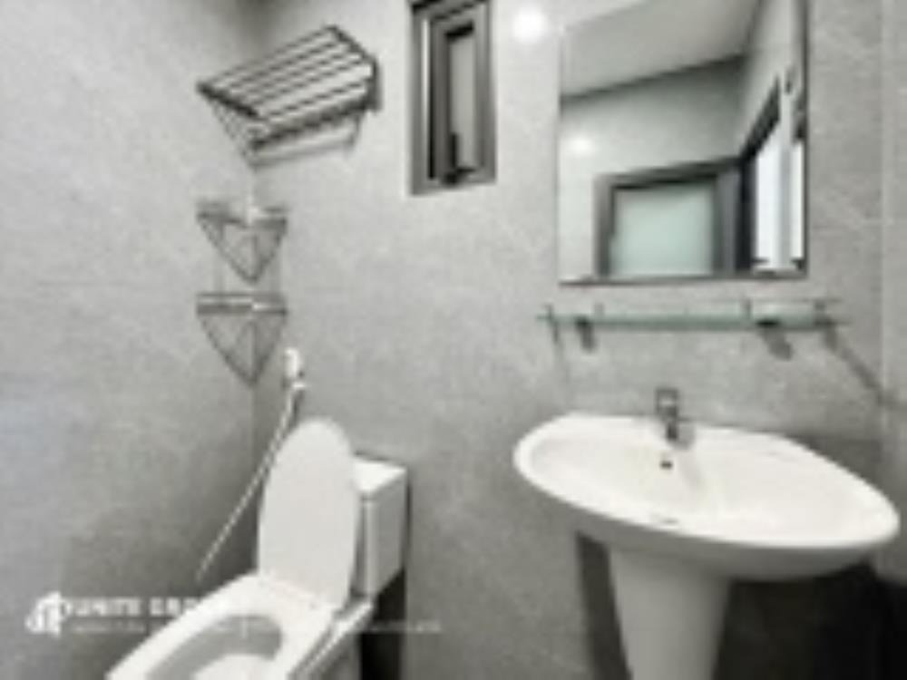 🏠 Căn Hộ Dịch Vụ 1 Phòng Ngủ: An Cư Tiện Nghi, Giá Tốt Tại [Tên Khu Vực]