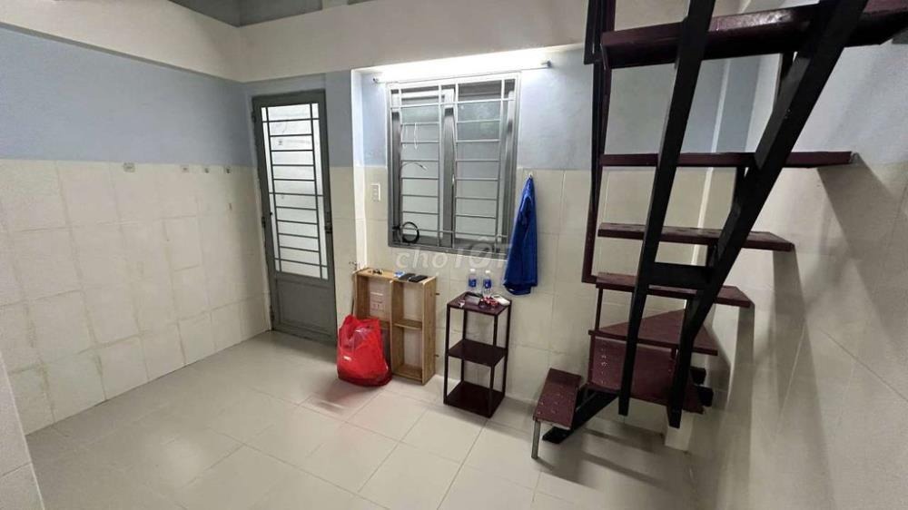 Cho Thuê Phòng Trọ Quận 4, 4 Triệu/Tháng - Có Lầu, Ở Được 2 Người