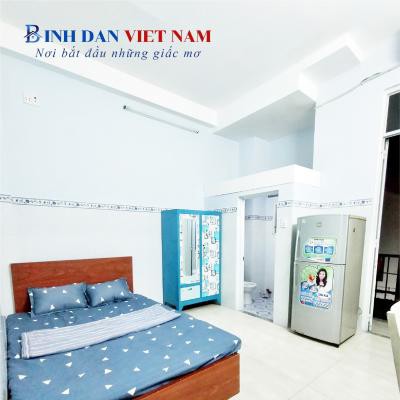 Cho thuê phòng trọ có ban công full nội thất giá 4tr cách ĐH Tài chính - Marketing 900m