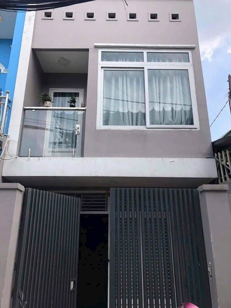 Cho Thuê Nhà HXH Đường 4 Trường Thọ. Thủ Đức. dt 64M2 2 TẦNG CÓ 3PN 2WC GIÁ CHỈ 8TR/THÁNG - HẺM OTO