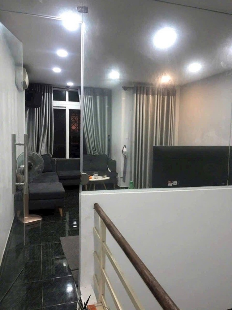 Cho Thuê Nhà HXH Đường 4 Trường Thọ. Thủ Đức. dt 64M2 2 TẦNG CÓ 3PN 2WC GIÁ CHỈ 8TR/THÁNG - HẺM OTO