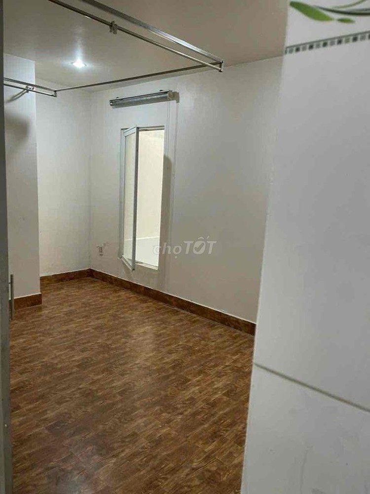 HO THUÊ NHÀ NGUYÊN CĂN ĐƯỜNG SỐ 4 P. HBC, 2 TẦNG CÓ 2PN 2WC SD 170M2 GIÁ 10TR/THÁNG