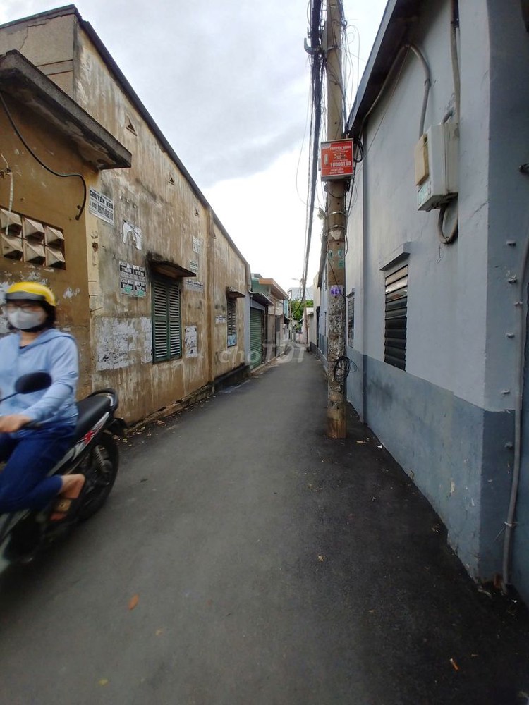 Cho thuê nhà nguyên căn Trệt + gác lửng, 1PN 1WC - Đường số 7, p. Tam Bình giá 7.2tr/tháng TL