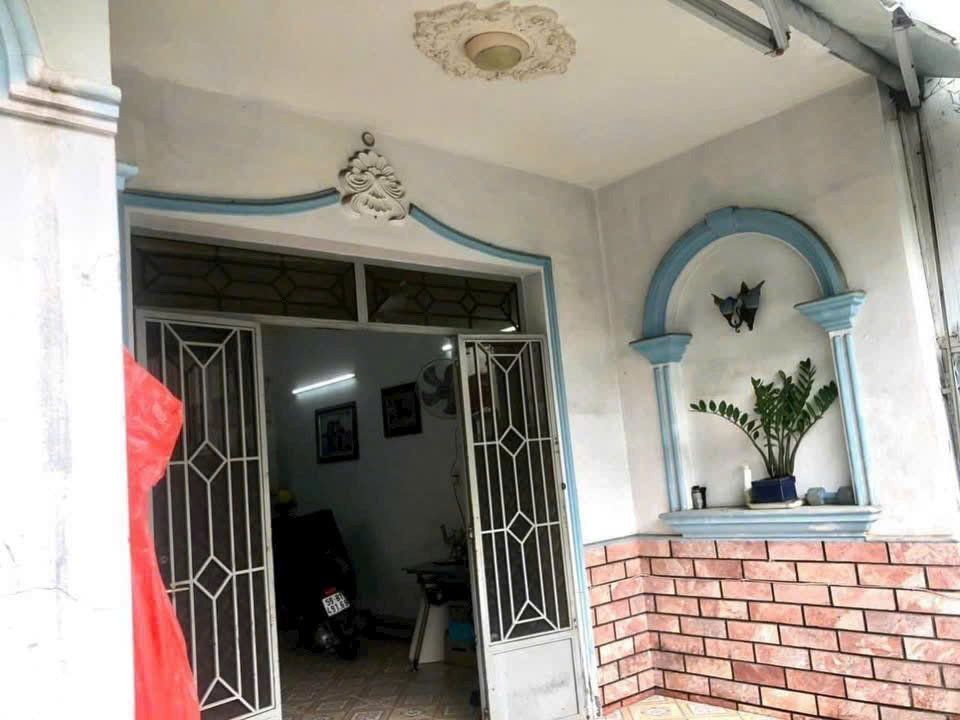 Cho thuê nhà Nguyên Căn hẻm 2/ đường 11 trường thọ.Thủ đức, 80m2 có 3pn 2wc giá 8tr/tháng