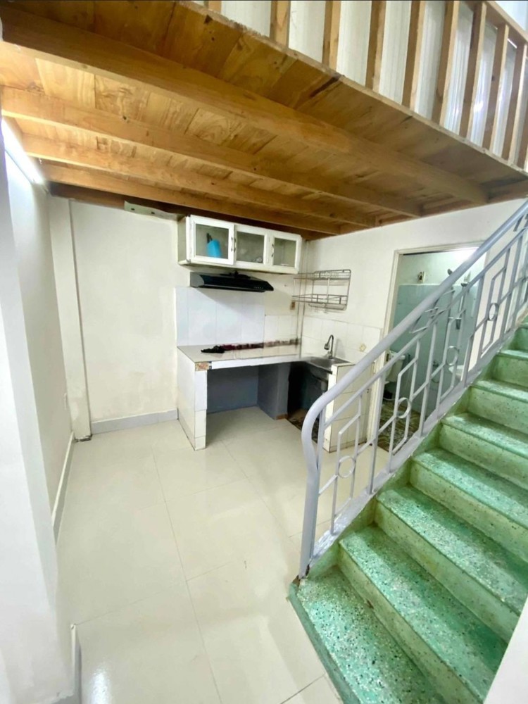 CHO THUÊ NHÀ HẺM XE 3 GÁC . ĐƯỜNG 8 TRƯỜNG THỌ. THỦ ĐỨC. 3PN 1WC GIÁ 9.5Tr/tháng