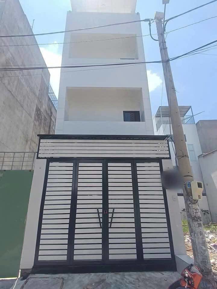 CHO THUÊ NHÀ HẺM XE HƠI ĐƯỜNG TAM BÌNH- T.P THỦ ĐỨC. 3 tẦNG CÓ 4PN 3WC SD 200M2 GIÁ 12TR/THÁNG