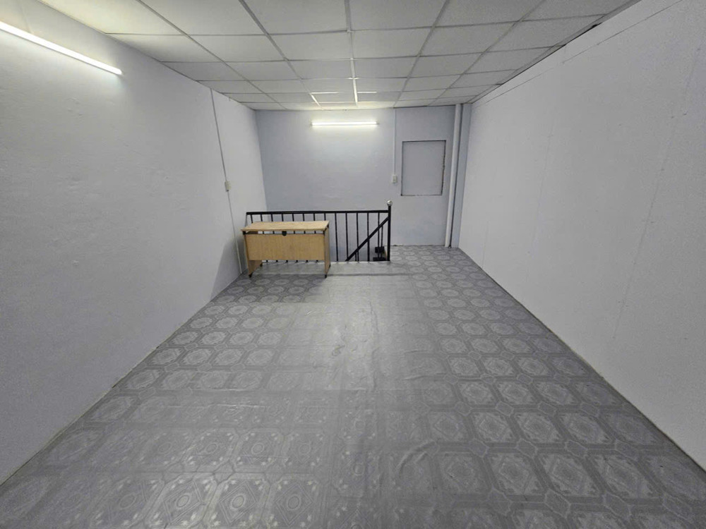 CHO THUÊ NHÀ MẶT TIỀN ĐƯỜNG SỐ 12, P. TRƯỜNG THỌ. DT 88M2 + GÁC 30M2. GIÁ 10TR/THÁNG