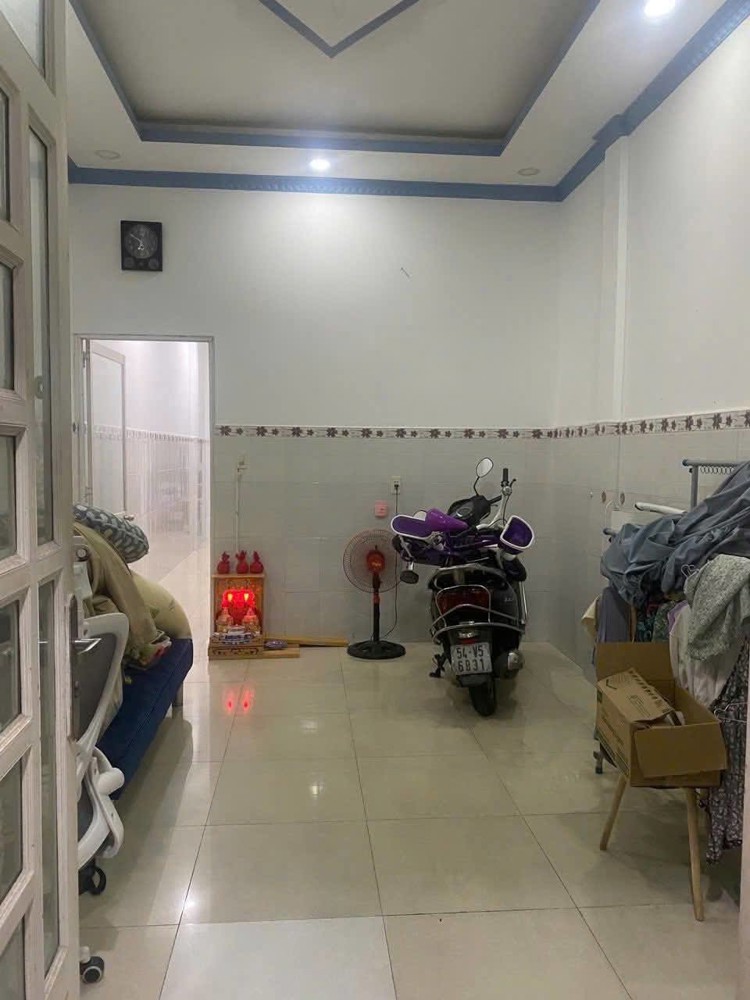 CHO THUÊ NHÀ NGUYÊN CĂN – HẺM Ô TÔ – 2 MẶT TIỀN __ Đường Tô Ngọc Vân, P. Linh Đông, 2pn 1wc giá 8tr