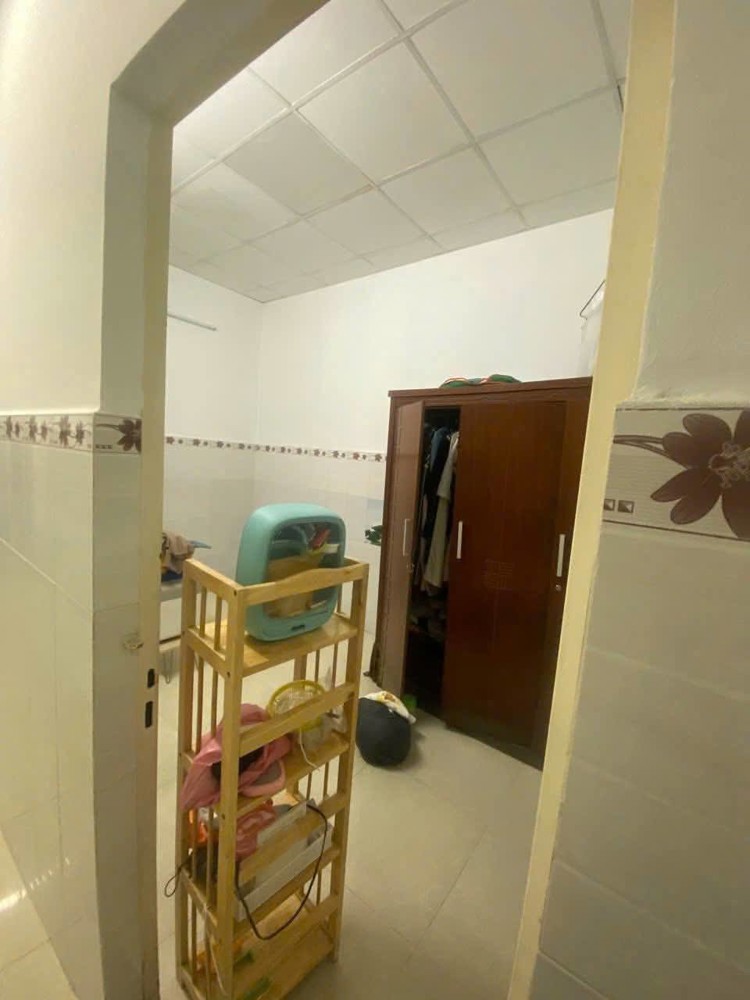 CHO THUÊ NHÀ NGUYÊN CĂN – HẺM Ô TÔ – 2 MẶT TIỀN __ Đường Tô Ngọc Vân, P. Linh Đông, 2pn 1wc giá 8tr