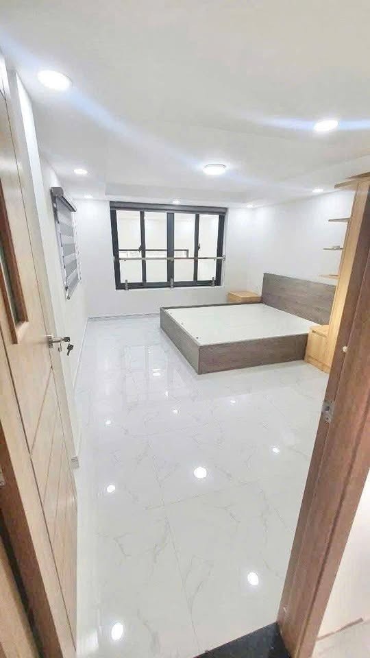 Cho Thuê Nhà 4PN Full NT đường 14-P.Linh Chiểu thủ Đức. SD 120m2 giá 13tr