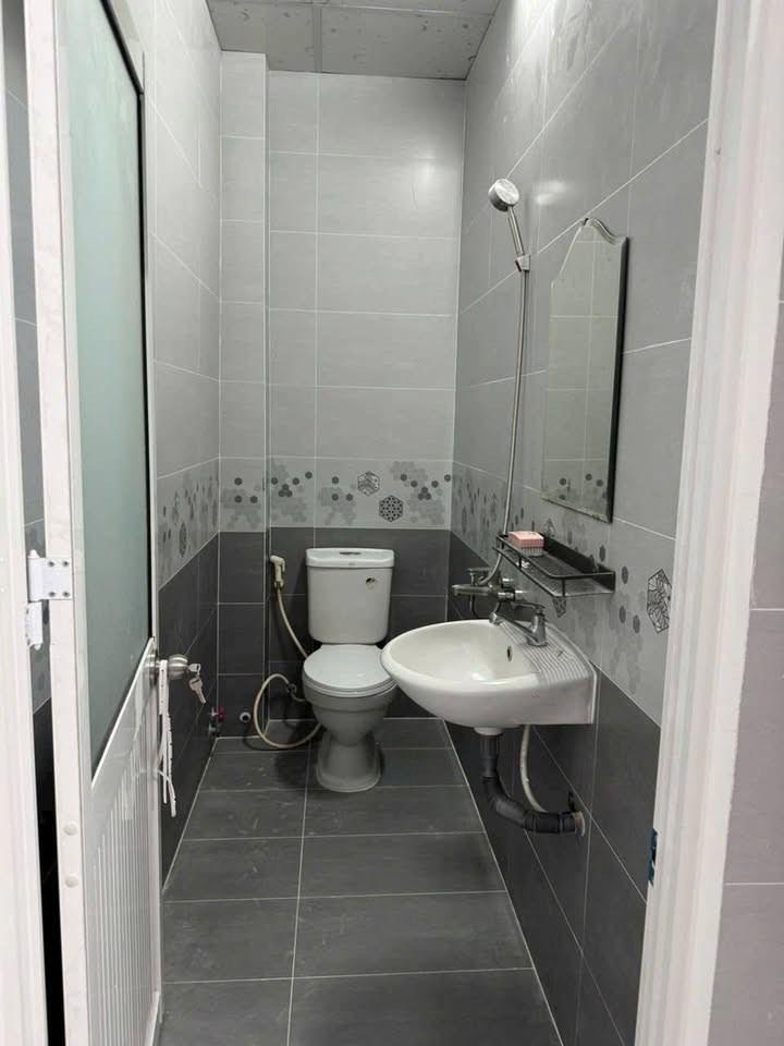 Cần cho thuê nhà 3pn2wc Đường số 48, p. Hiệp Bình chánh - 2 tầng  giá 12tr/tháng