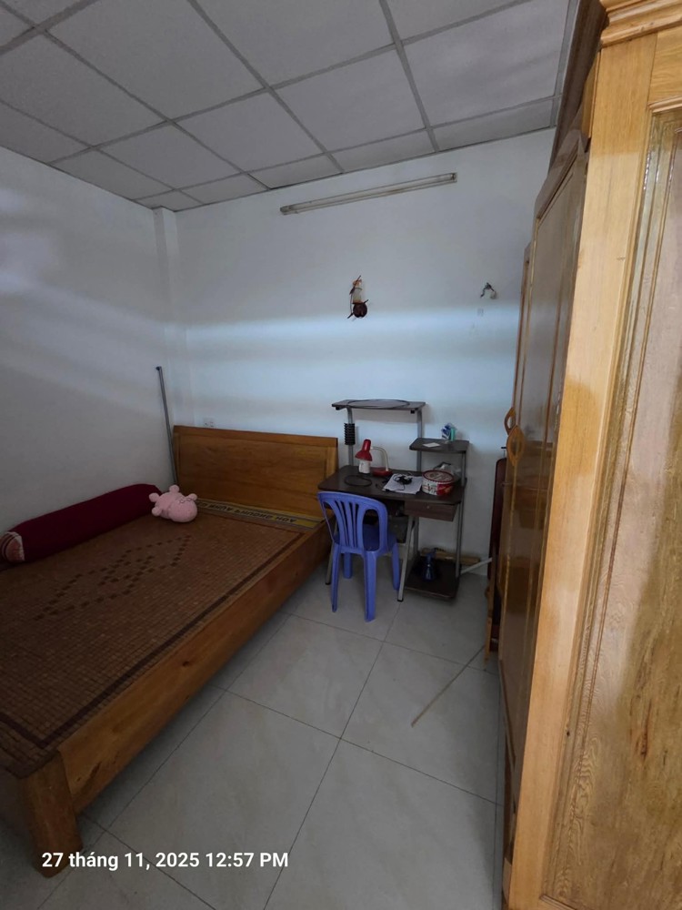 Cho Thuê Nhà Nguyên Căn Đường 27, p. Hiệp Bình Chánh( cũ), 2pn2wc giá 10tr/tháng có nội thất