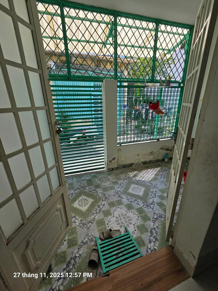 Cho Thuê Nhà Nguyên Căn Đường 27, p. Hiệp Bình Chánh( cũ), 2pn2wc giá 10tr/tháng có nội thất