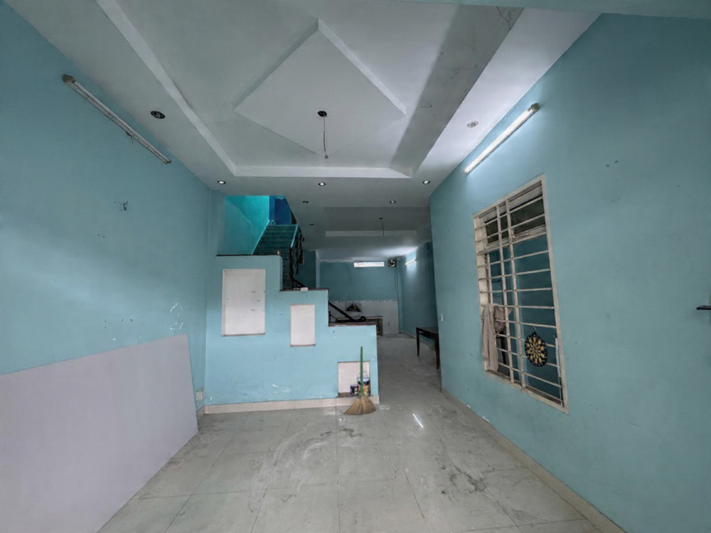 NHÀ CHO THUÊ ĐƯỜNG số 11, P. TRƯỜNG THỌ. 95m2 - 2PN2WC CÓ SÂN RỘNG GIÁ 8TR/THÁNG