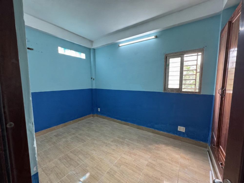 NHÀ CHO THUÊ ĐƯỜNG số 11, P. TRƯỜNG THỌ. 95m2 - 2PN2WC CÓ SÂN RỘNG GIÁ 8TR/THÁNG