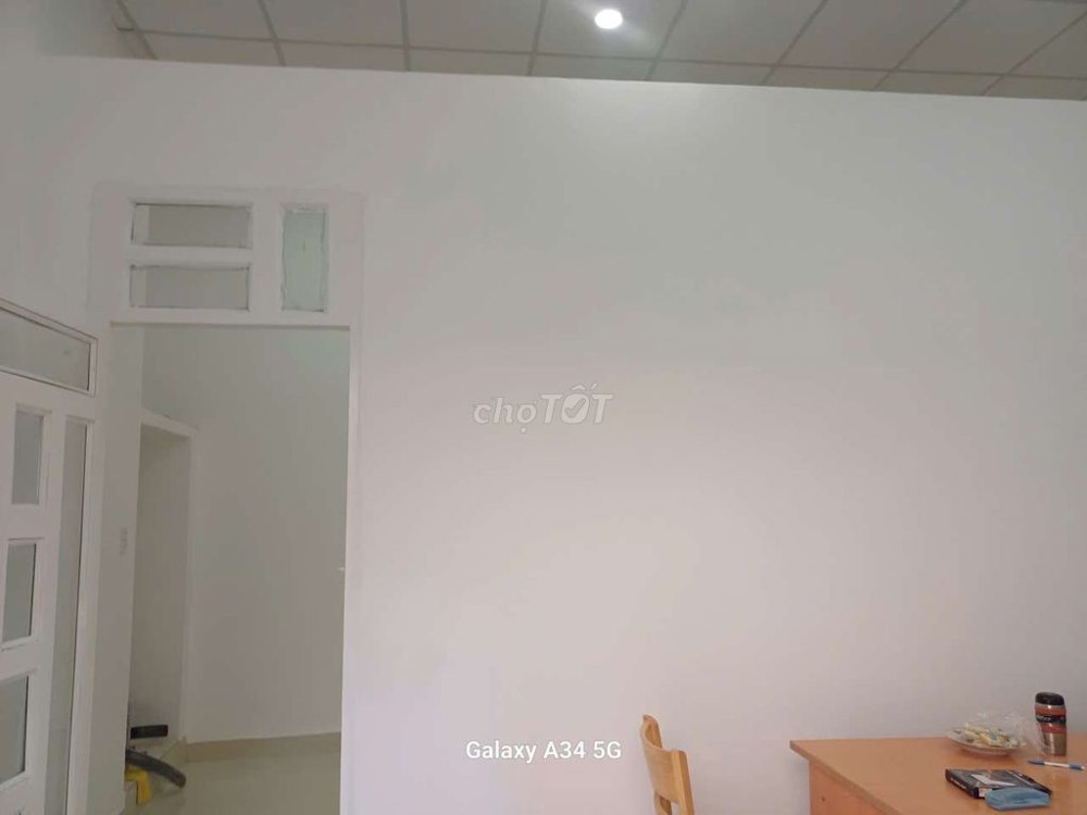 NHÀ CHO THUÊ DT 105M2 3PN 2WC HẺM OTO ĐƯỜNG 24 LINH ĐÔNG. Giá thuê 8tr/tháng