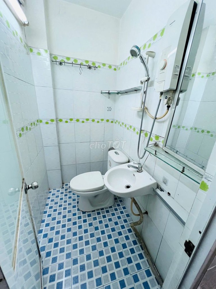 Cho thuê nhà Hẻm 3 Gác Đường Tâm Tâm Xã, P. Linh Tây. Trệt + lầu có 2PN 1WC Giá 6.5tr/tháng
