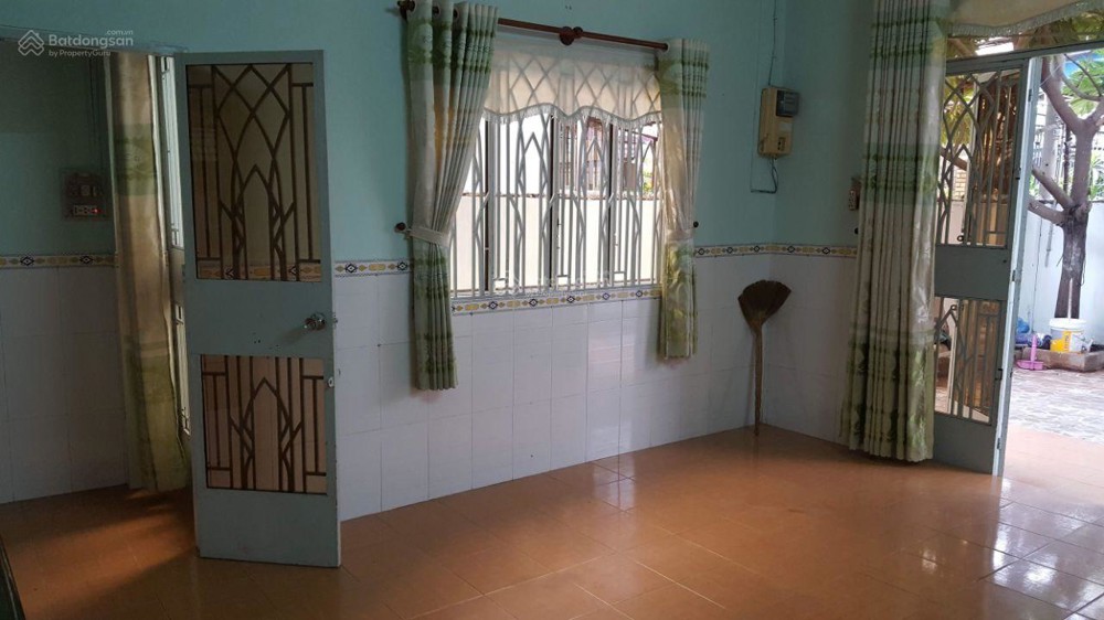 Cho thuê nhà nguyên căn Đường số 8, Trường Thọ, DT 100m² có 2pn 1wc + 1  gác lửng, hẻm lớn giá 9tr/t