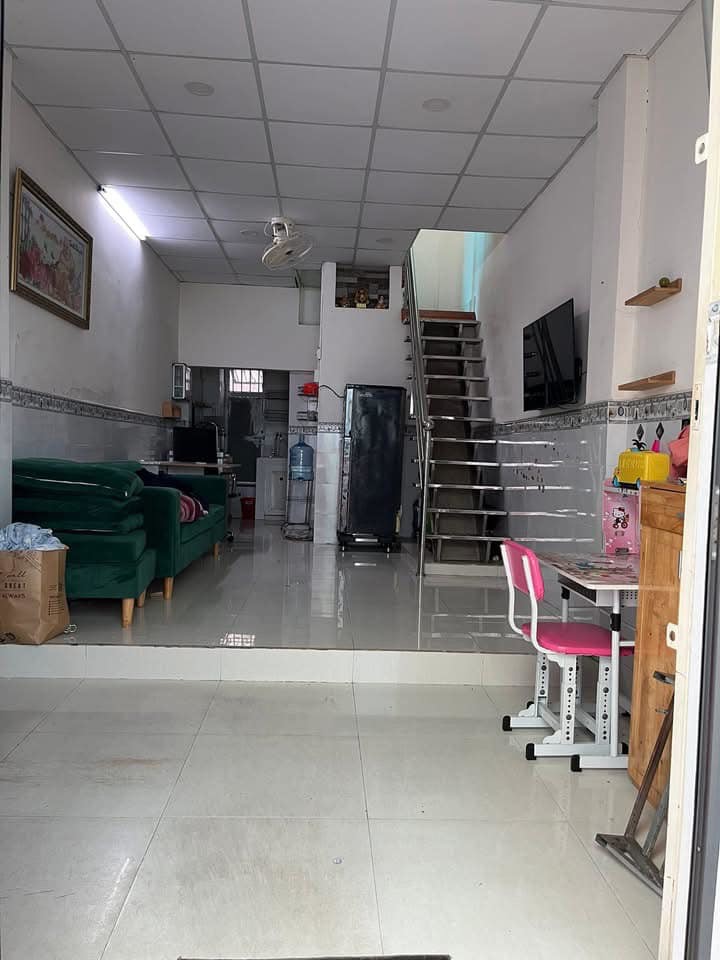 Cho thuê nhà Đường số 5, P. Trường Thọ, Thủ Đức | 1 trệt 1 lầu | 2PN | full nội thất | 8tr