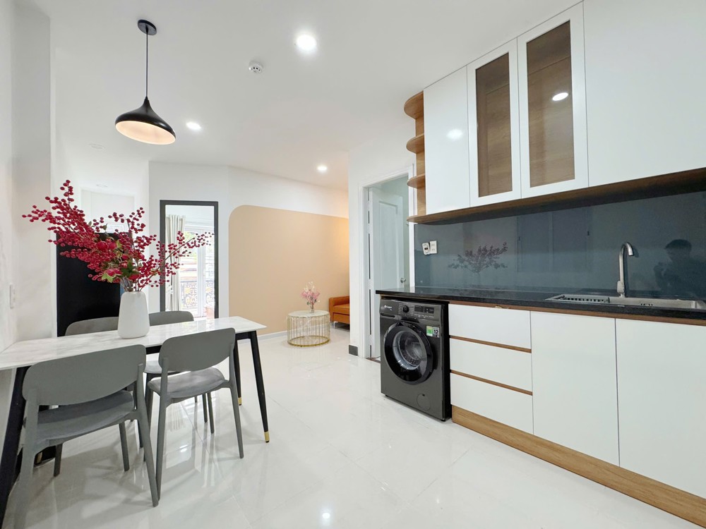 CHO THUÊ CĂN HỘ 1 PHÒNG NGỦ 70M² – FULL NỘI THẤT – BAN CÔNG THOÁNG – GẦN SÂN BAY TÂN SƠN NHẤT ✈️