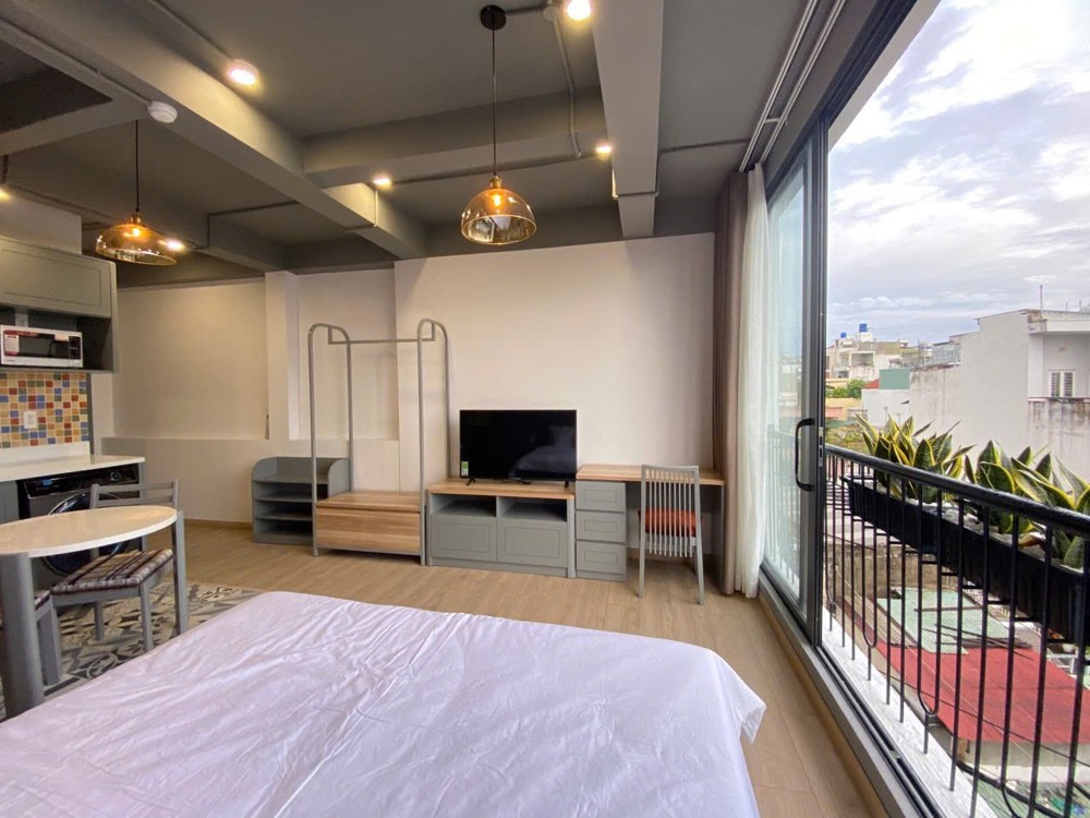 CĂN HỘ STUDIO 50m² FULL NỘI THẤT – LÊ TẤN QUỐC, TÂN BÌNH – GẦN ETOWN và SÂN BAY TSN – CỬA SỔ RỘNG