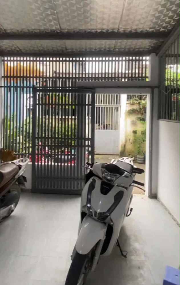 Cho thuê nhà đường Số 11, P. Linh Chiểu, DT 66m2 Có 2pn 1wc Giá 8.5tr/tháng