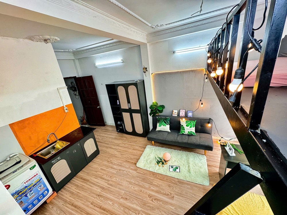 Cho thuê Duplex full nội thất – Ban công rộng thoáng mát, Máy giặt riêng – Gần Etown Cộng Hoà