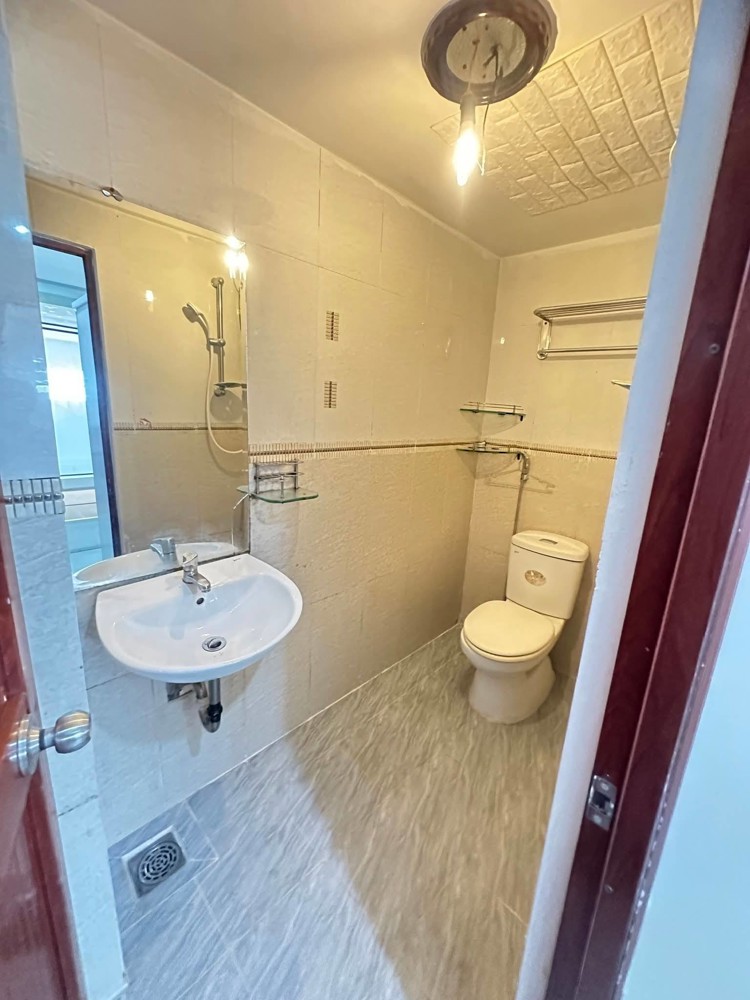 Cho thuê nhà nguyên căn đường số 10 Linh Chiểu Thủ Đức 3PN 3WC giá 10tr