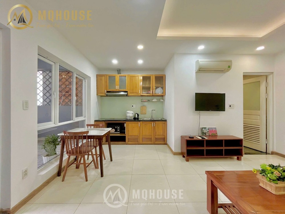 CHO THUÊ CĂN HỘ 1 PHÒNG NGỦ FULL NỘI THẤT – BAN CÔNG RỘNG – MÁY GIẶT RIÊNG–GẦN SÂN BAY TÂN SƠN NHẤT