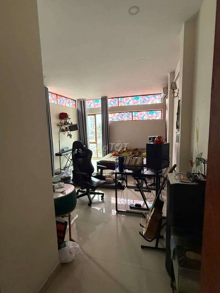 Cho thuê nhà Đường Số 8, P.Trường Thọ – Hẻm ô tô – 3PN 3WC – Full NT – 13tr