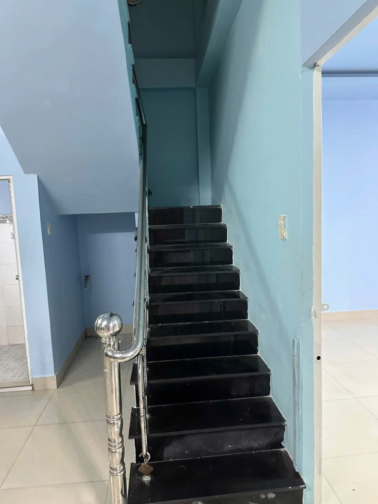 Cho thuê nhà hẻm ô tô Đường Số 9,P.Linh Tây,TP Thủ Đức,1 trệt 1 lầu,4PN 2WC,DT 5x18m,giá 10tr/tháng