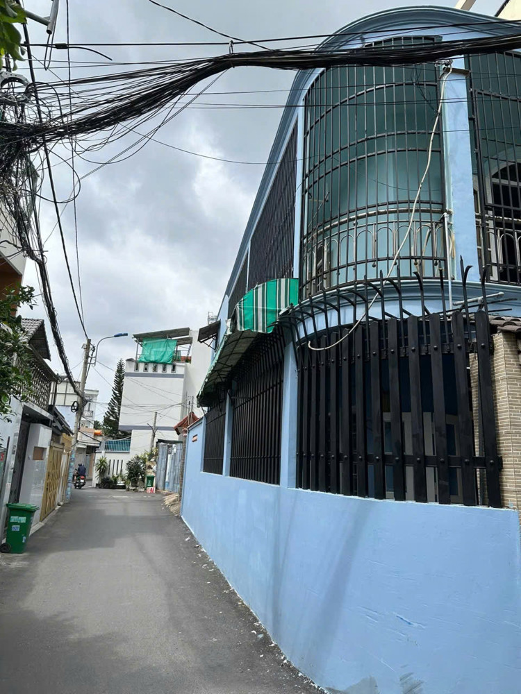 Cho thuê nhà hẻm ô tô Đường Số 9,P.Linh Tây,TP Thủ Đức,1 trệt 1 lầu,4PN 2WC,DT 5x18m,giá 10tr/tháng