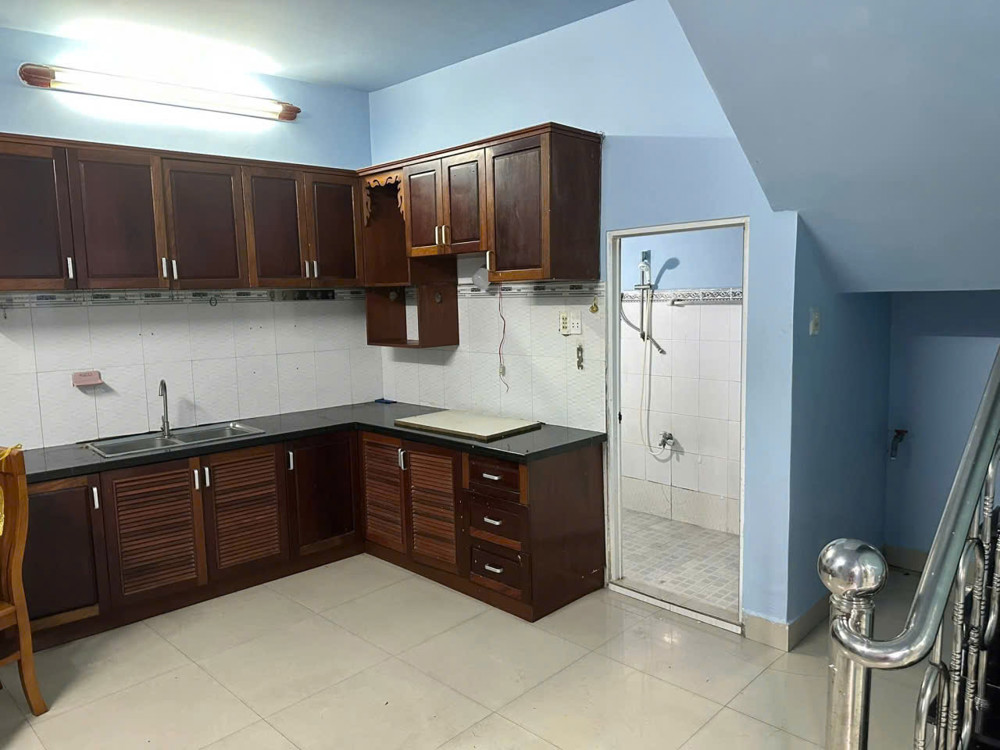 Cho thuê nhà hẻm ô tô Đường Số 9,P.Linh Tây,TP Thủ Đức,1 trệt 1 lầu,4PN 2WC,DT 5x18m,giá 10tr/tháng