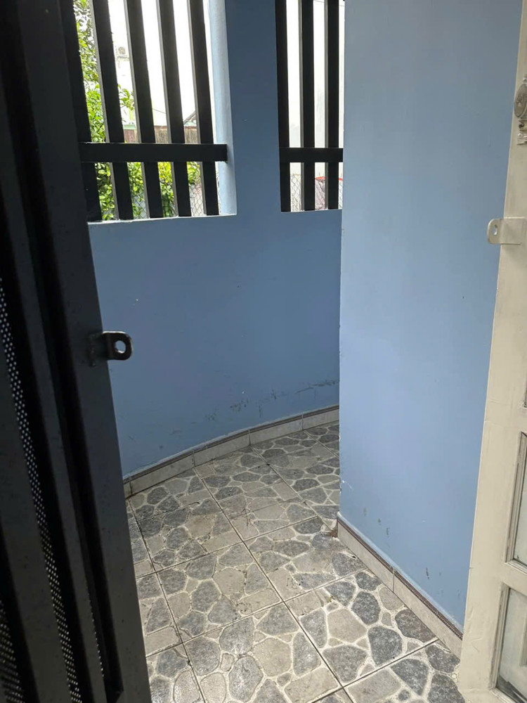 Cho thuê nhà hẻm ô tô Đường Số 9,P.Linh Tây,TP Thủ Đức,1 trệt 1 lầu,4PN 2WC,DT 5x18m,giá 10tr/tháng