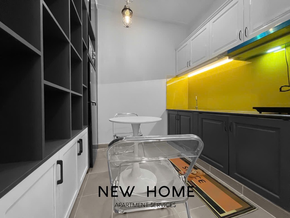 Cho thuê phòng studio tách bếp có ban công thoáng mát ngay ETONW Cộng Hoà, Tân Bình