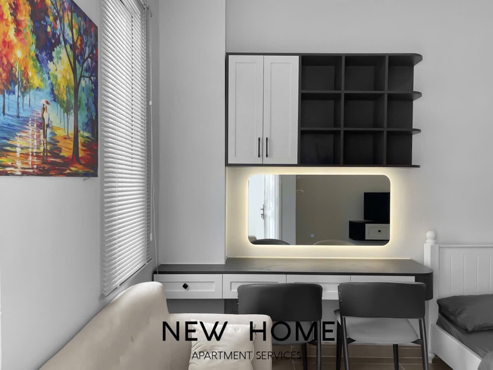 Cho thuê phòng studio tách bếp có ban công thoáng mát ngay ETONW Cộng Hoà, Tân Bình