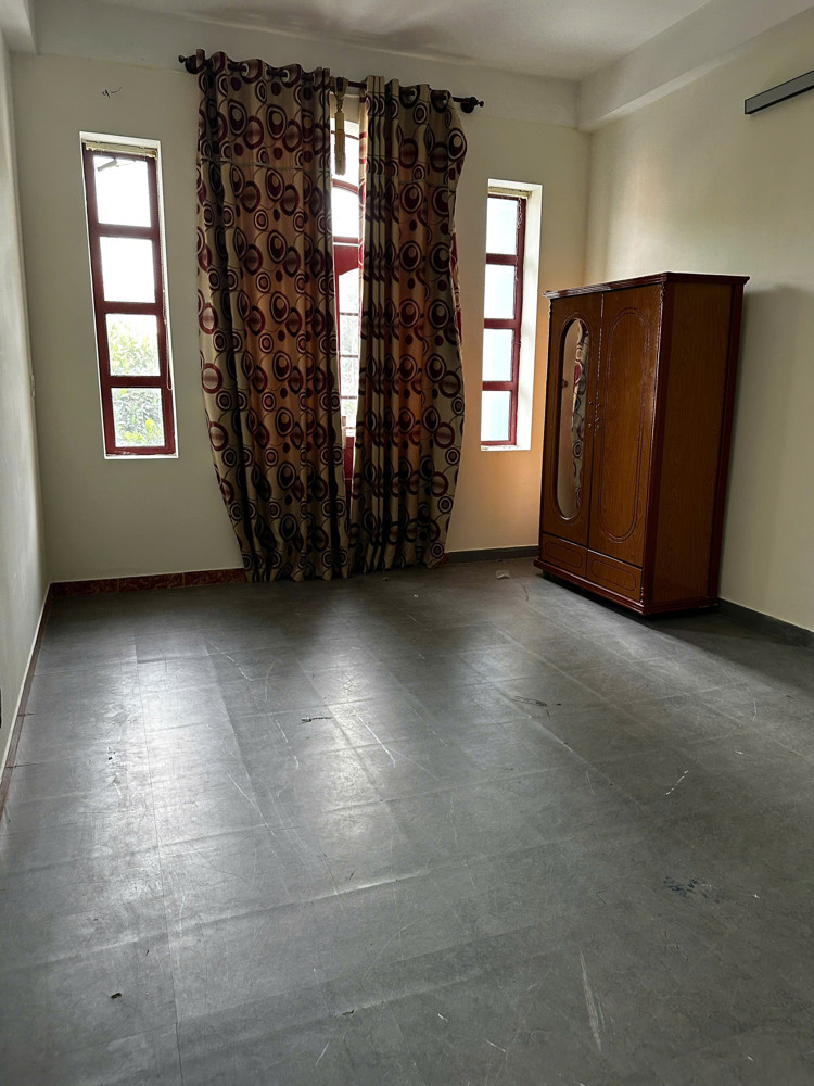 Cho thuê nhà mặt tiền Đường Số 3, P.Linh Chiểu, Thủ Đức – 3 tầng, 3PN, đối diện công viên giá 18tr