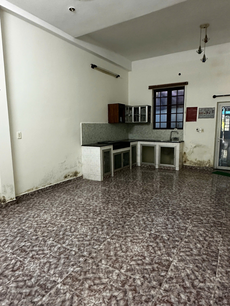 Cho thuê nhà mặt tiền Đường Số 3, P.Linh Chiểu, Thủ Đức – 3 tầng, 3PN, đối diện công viên giá 18tr