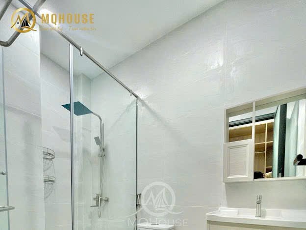 CHO THUÊ CĂN HỘ 1 PHÒNG NGỦ CÓ BAN CÔNG, MÁY GIẶT RIÊNG, TÂN BÌNH GẦN ETOWN CỘNG HÒA, NHÀ GA T3