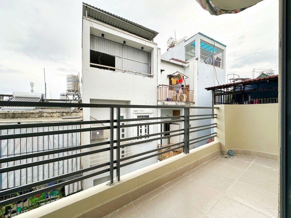 CHO THUÊ CĂN HỘ STUDIO TÂN BÌNH, FULL NỘI THẤT CÓ BAN CÔNG THOÁNG GẦN ĐẠI HỌC VĂN HIẾN