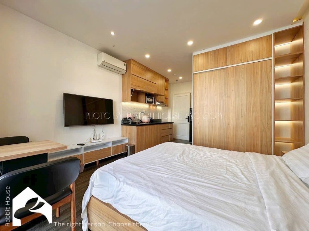 CHO THUÊ PHÒNG FULL NỘI THẤT BANCOL GẦN SÂN BAY TÂN SƠN NHẤT Q. TÂN BÌNH