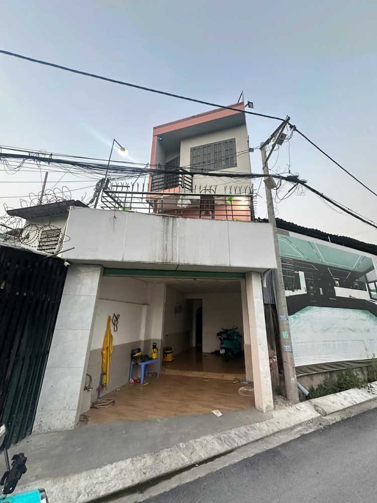 Cho thuê nhà NC đường Linh Đông, P.Linh Đông – 1 trệt 2 lầu, 3PN - 3WC – Giá 9tr/tháng