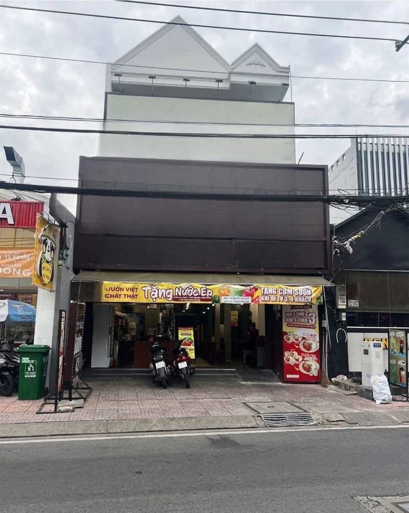 Cho thuê nhà mặt tiền Hoàng Diệu 2, P.Linh Trung, TP.Thủ Đức – (7.5×35m), 1 trệt 2 lầu, vị trí kinh
