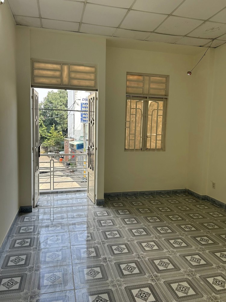 Cho thuê nhà nguyên căn Đường số 9, P.Trường Thọ – hẻm xe tải, 3PN 2WC – 9.5tr/tháng