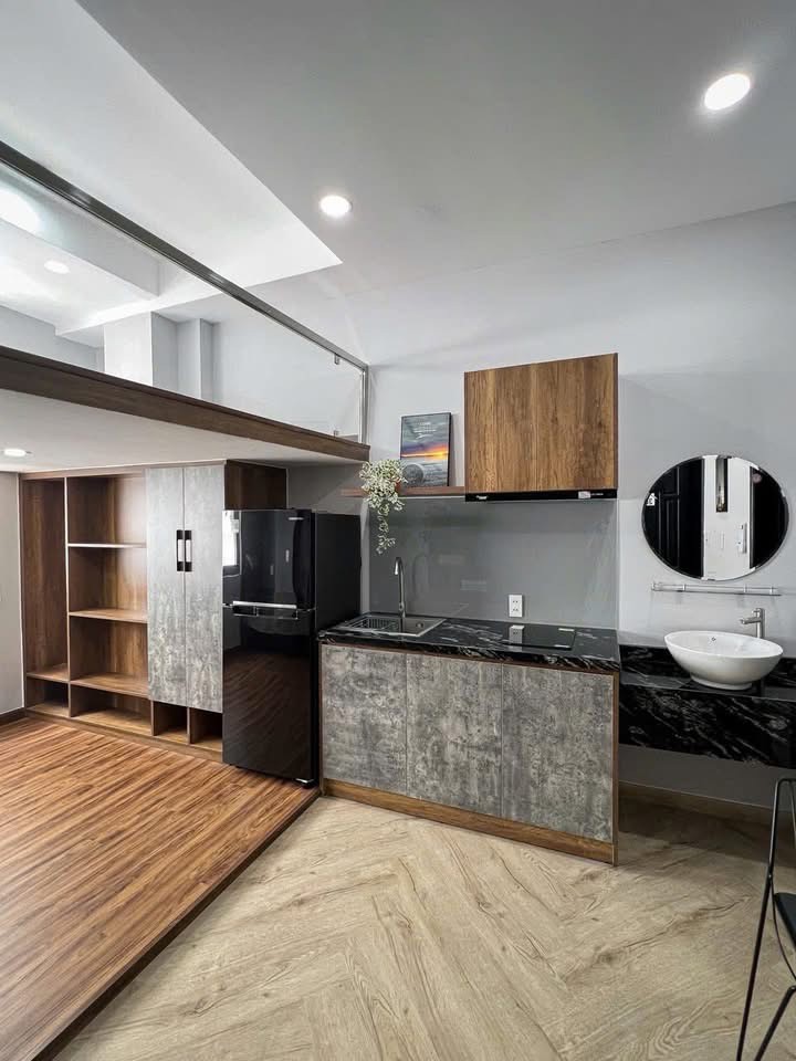 CHO THUÊ DUPLEX 2PN HIỆN ĐẠI KHÔNG GIỚI HẠN NGƯỜI Ở GẦN SÂN BAY TÂN SƠN NHẤT, TÂN BÌNH