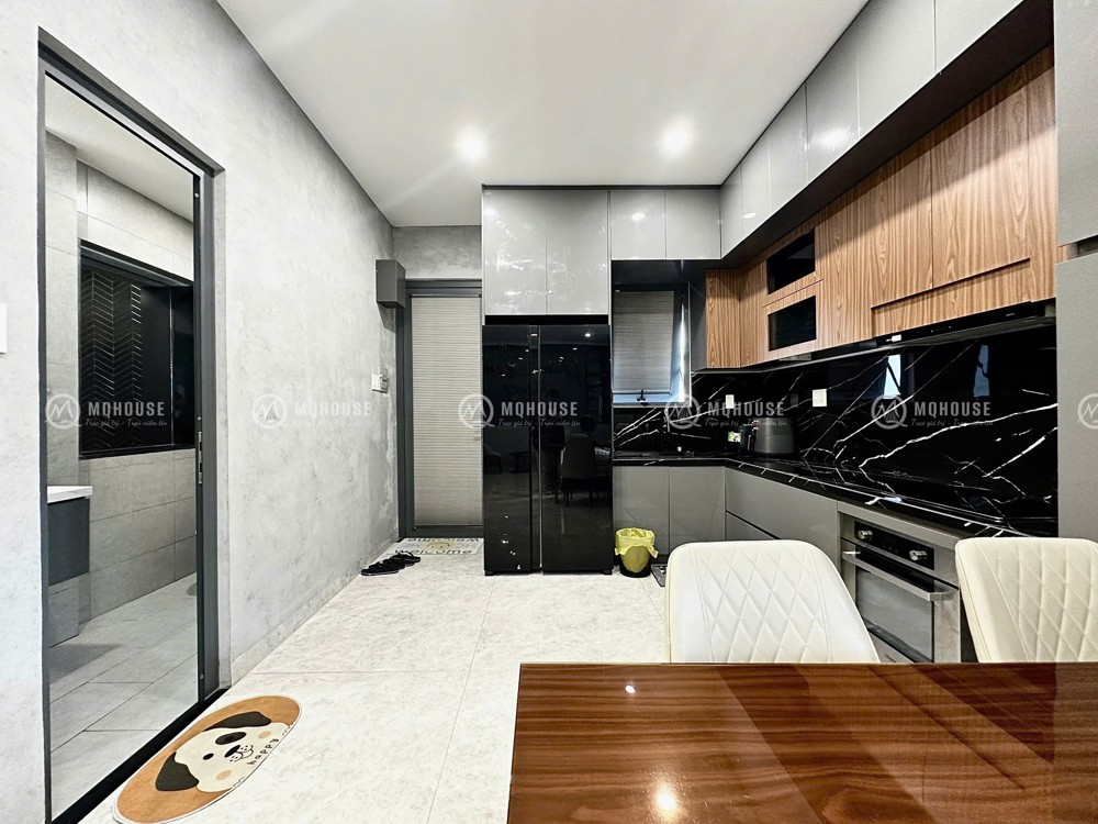 🔥🔥 CHO THUÊ CĂN HỘ 1 PHÒNG NGỦ 40M² GẦN SÂN BAY TÂN SƠN NHẤT, TÂN BÌNH – BAN CÔNG THOÁNG MÁT 🍎