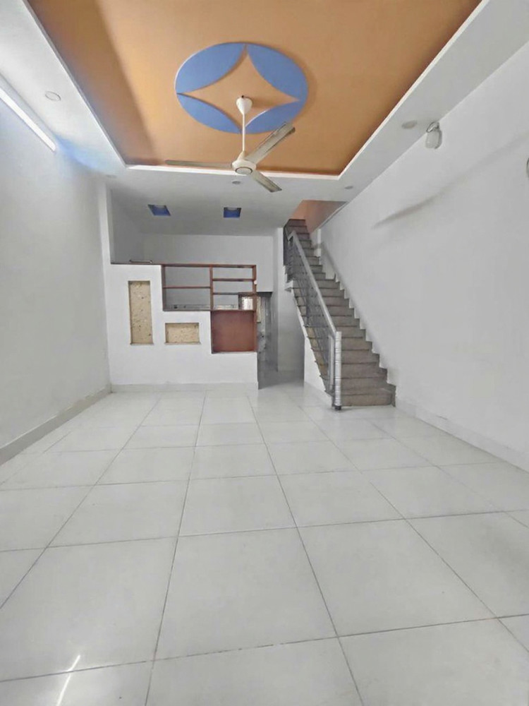 Cho thuê nhà 3 tầng Đường Số 42, P.Hiệp Bình Chánh – gần chợ Hiệp Bình – Có 2pn2wc giá 8tr/tháng