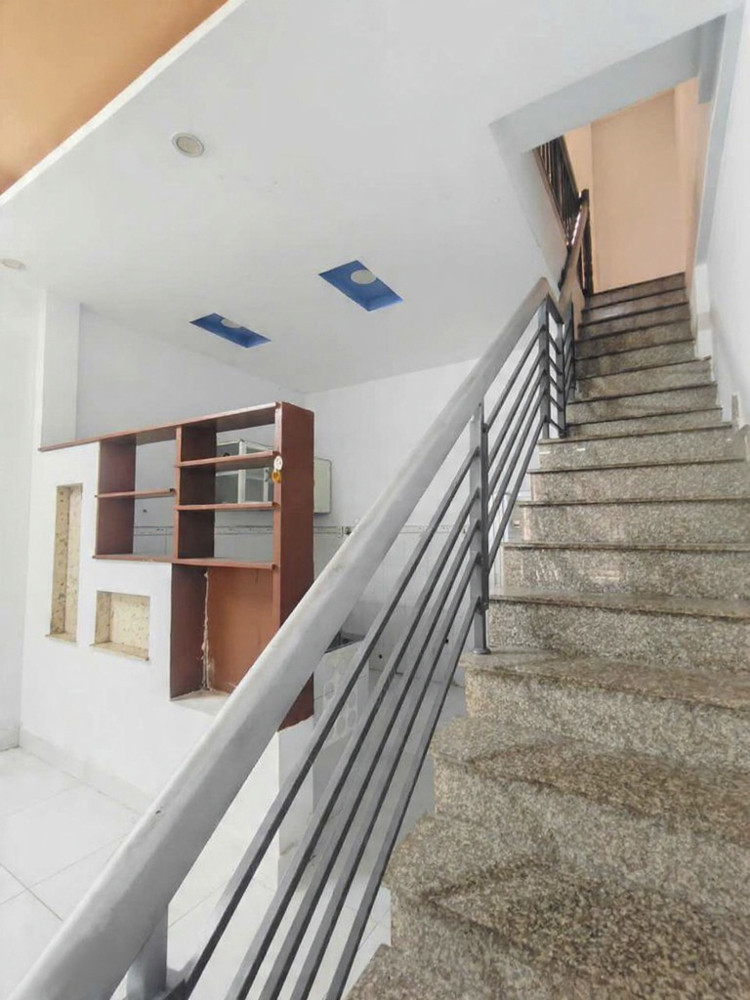 Cho thuê nhà 3 tầng Đường Số 42, P.Hiệp Bình Chánh – gần chợ Hiệp Bình – Có 2pn2wc giá 8tr/tháng