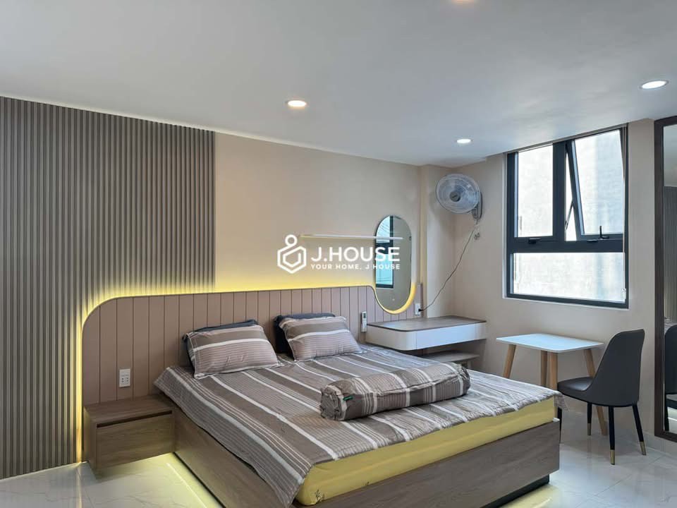 Cho thuê phòng studio tách bếp mới khai trương ngay công viên lê thị riêng, Tân Bình